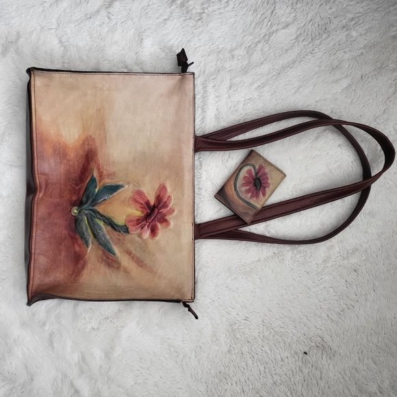 Handmade Leather Art Purse & Wallet - Picture 3 of 16